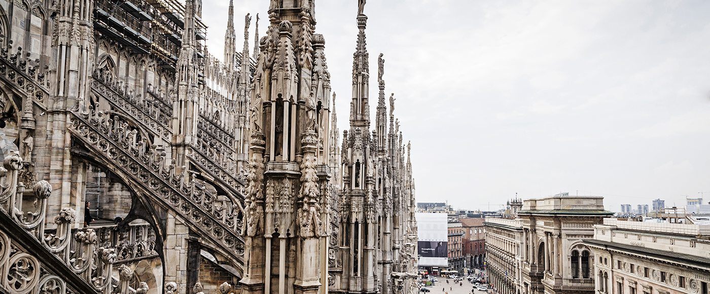 Piaza duomo cathedral in Milan