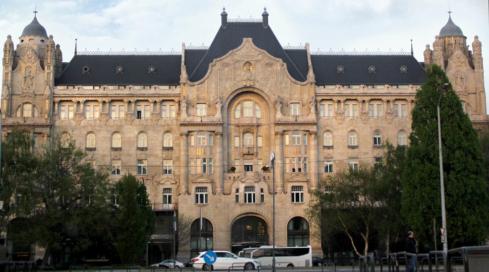 Four Seasons Hotel Gresham Palace Budapest exterior