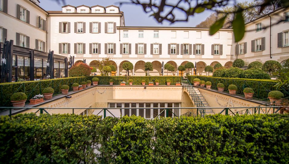 The courtyard of Four Seasons Hotel Milano